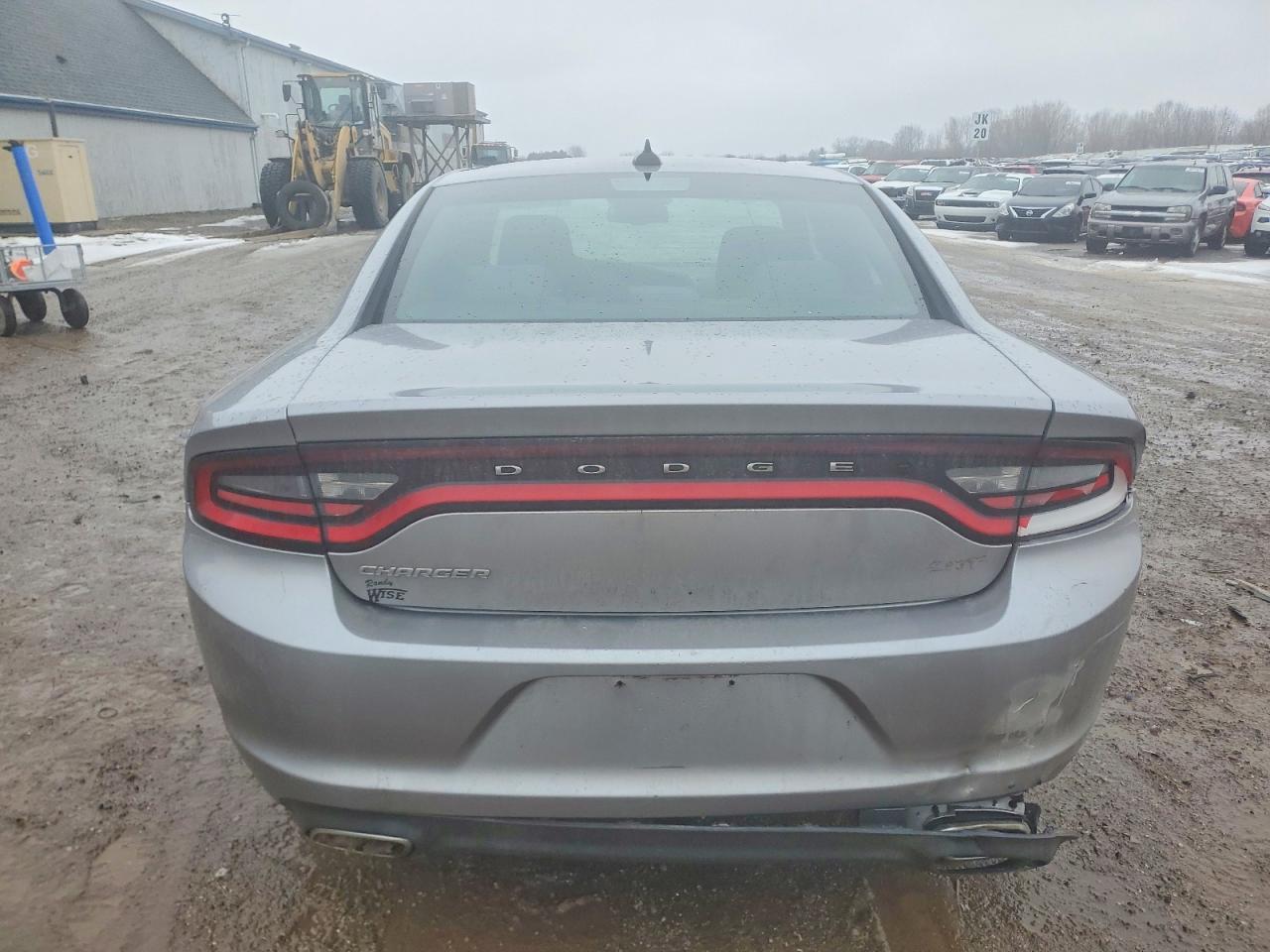 2016 DODGE CHARGER SXT photo 6