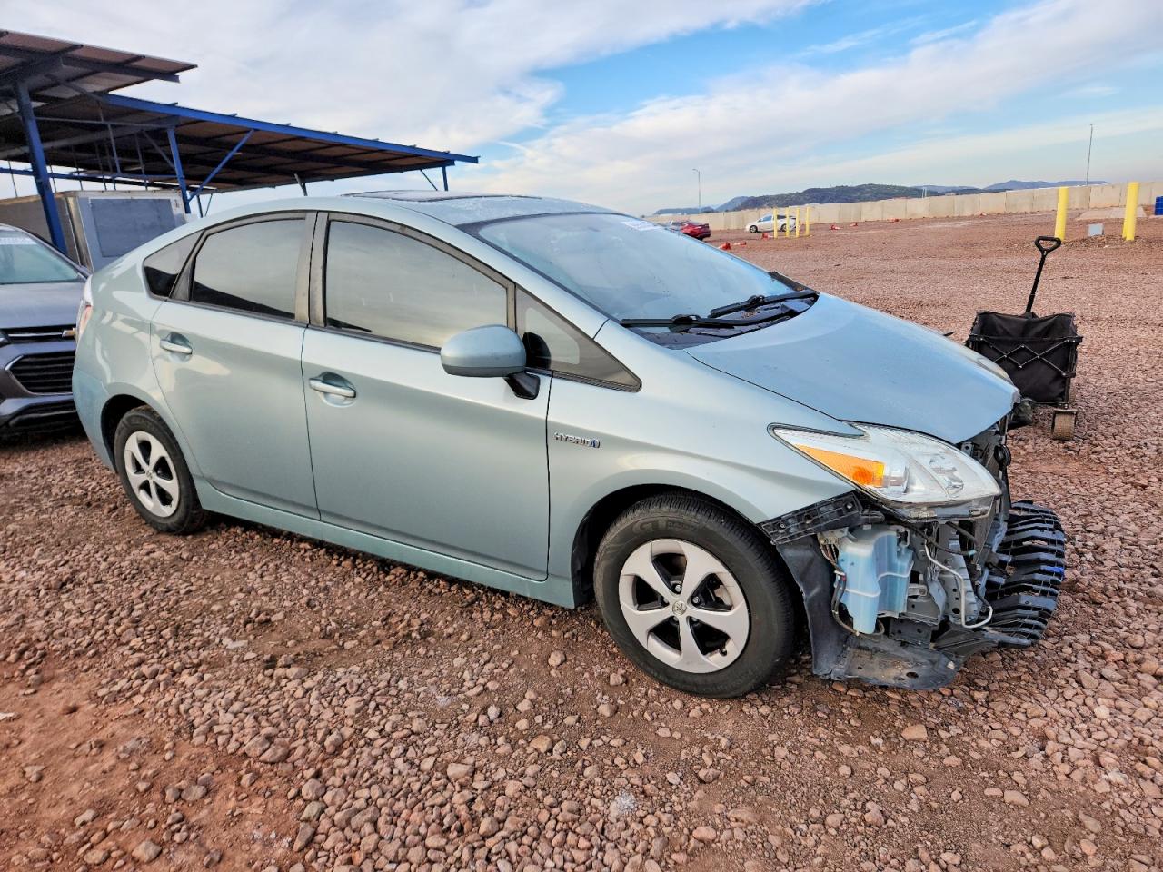 2013 TOYOTA PRIUS photo 4