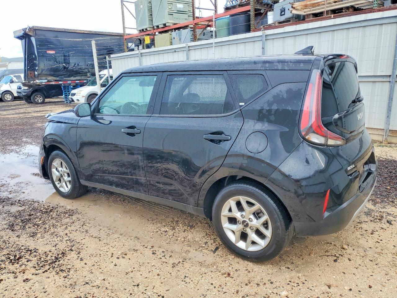 2025 KIA SOUL LX photo 2