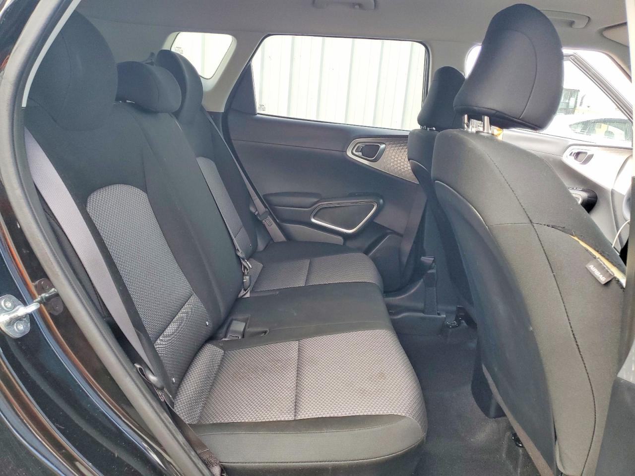 2025 KIA SOUL LX photo 11