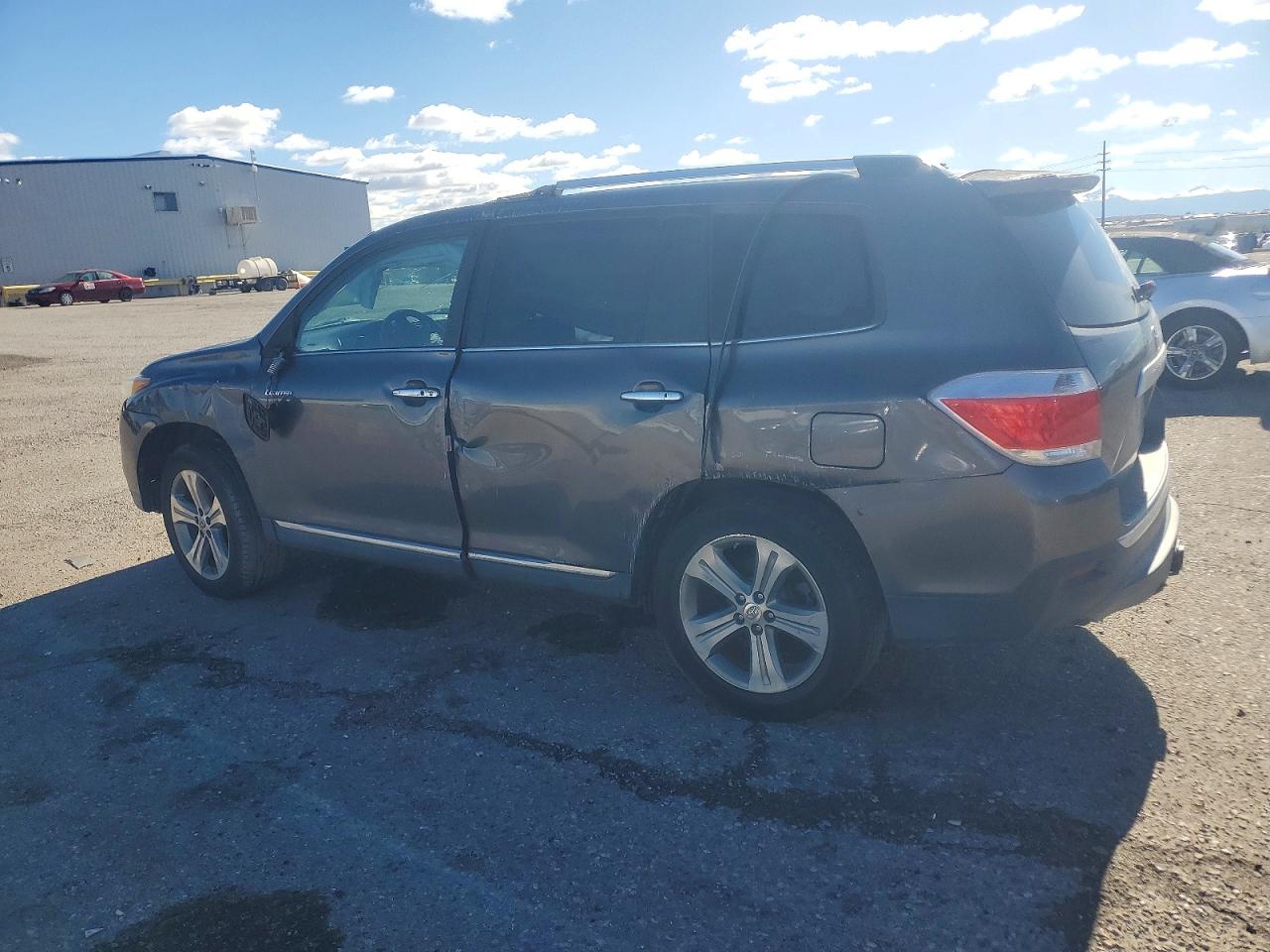 2011 TOYOTA HIGHLANDER LIMITED photo 2