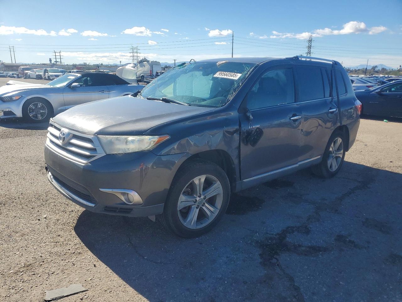 2011 TOYOTA HIGHLANDER