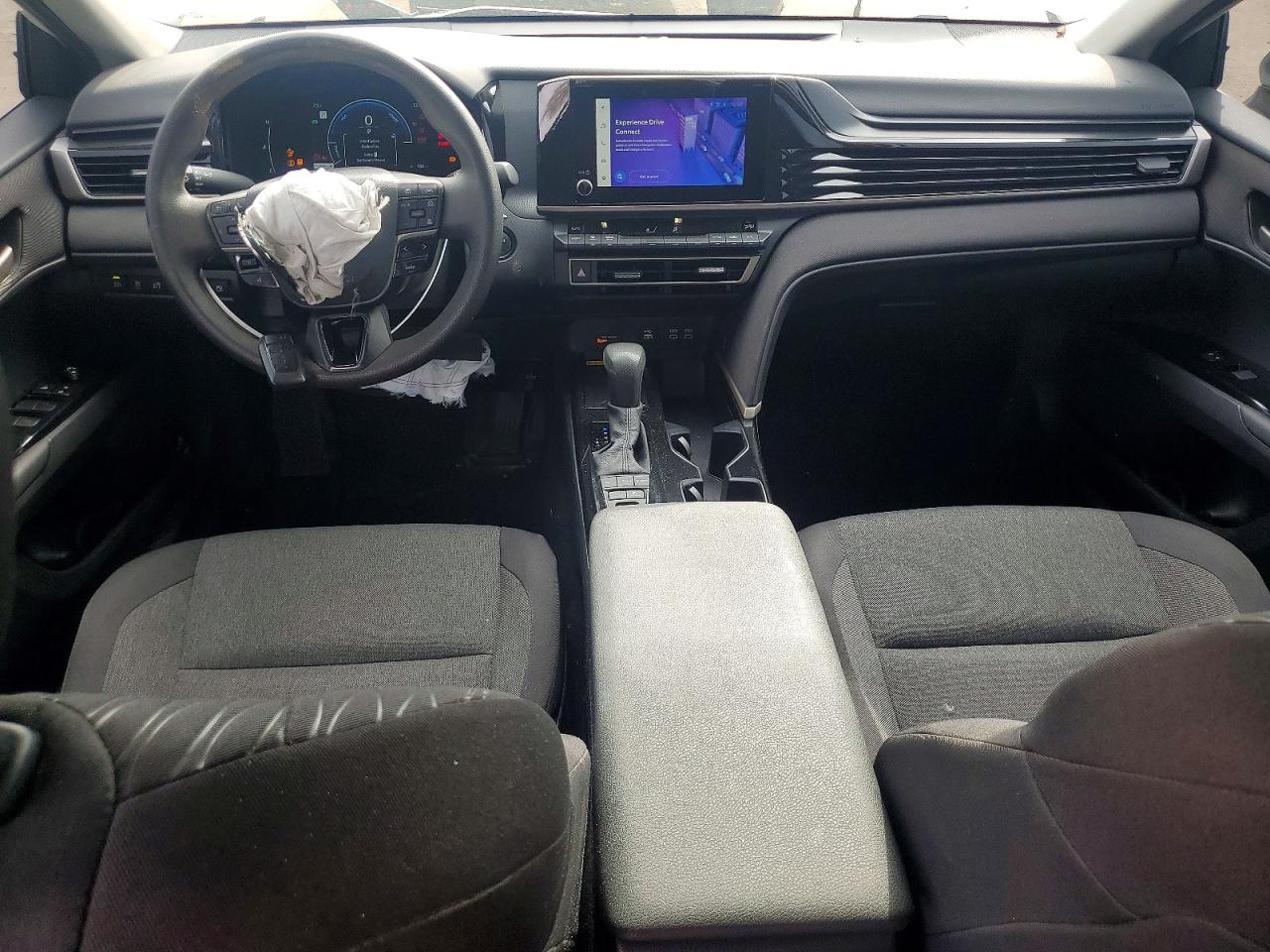 2025 TOYOTA CAMRY XSE photo 8