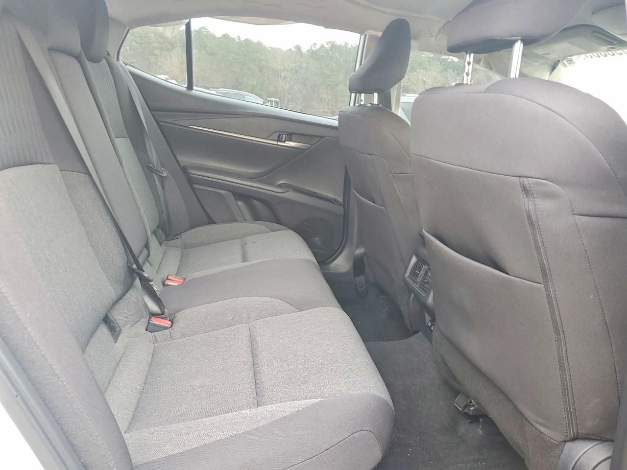 2025 TOYOTA CAMRY XSE photo 10