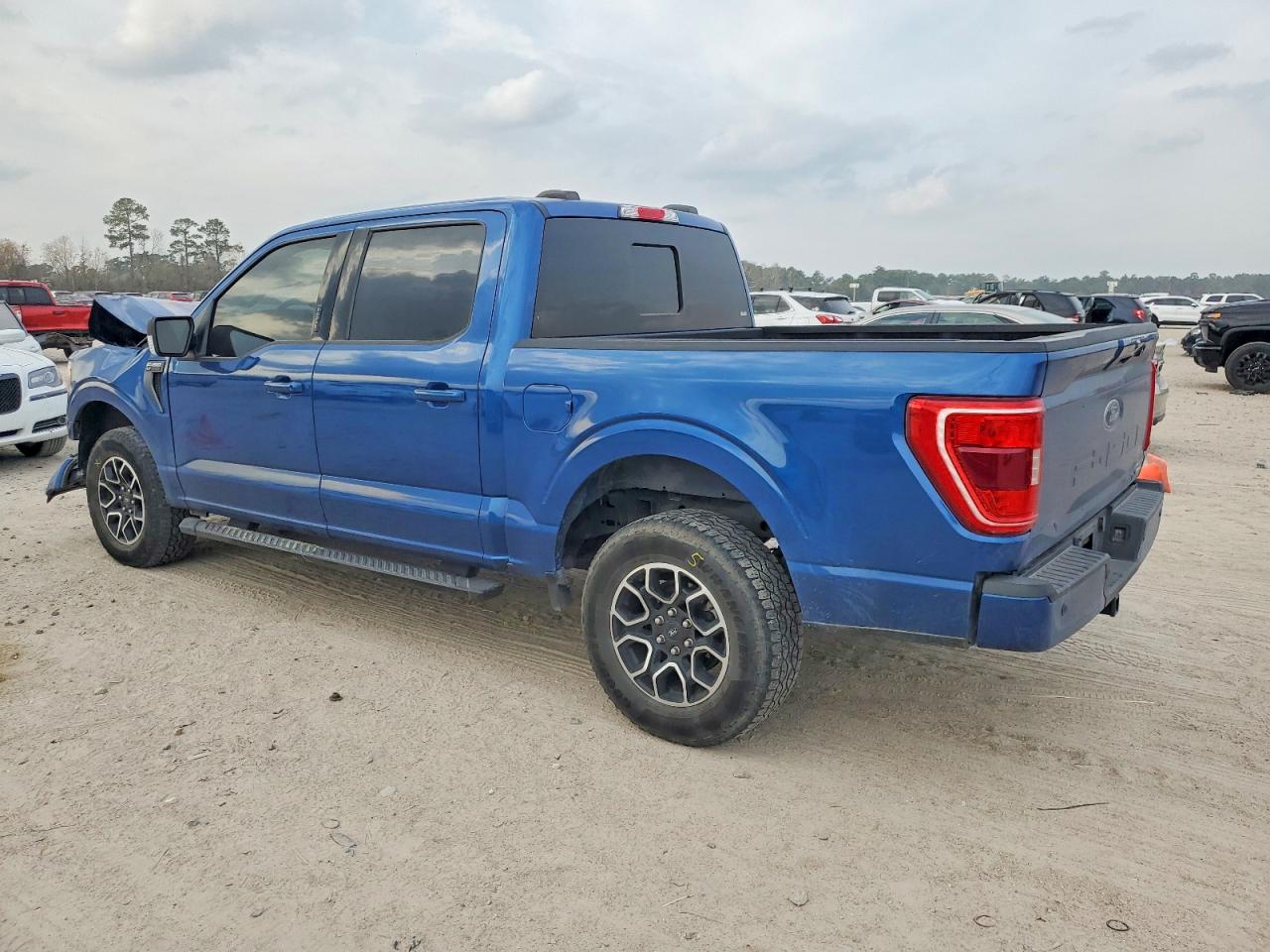 2022 FORD F150 SUPERCREW photo 2