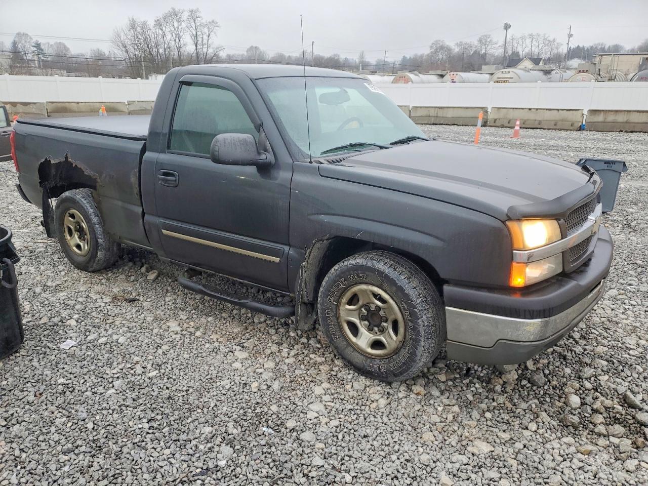 2003 CHEVROLET SILVERADO C1500 photo 4