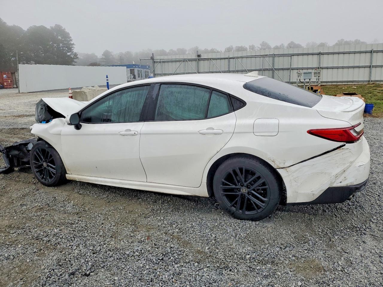 2025 TOYOTA CAMRY XSE photo 2