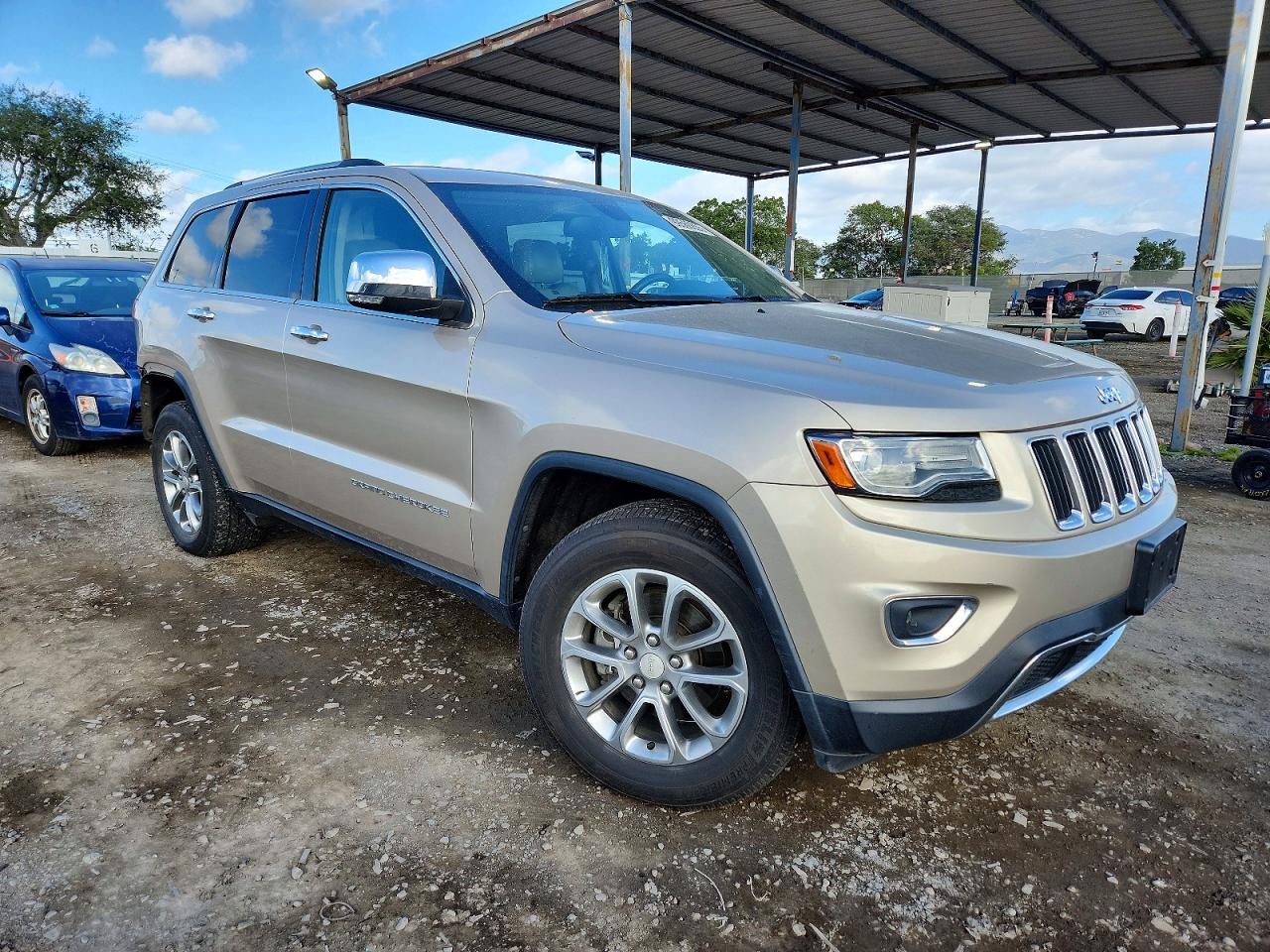 2014 JEEP GRAND CHEROKEE LIMITED photo 4