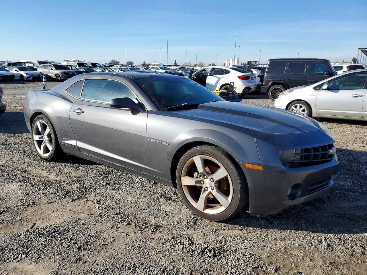 2011 CHEVROLET CAMARO LT photo 4