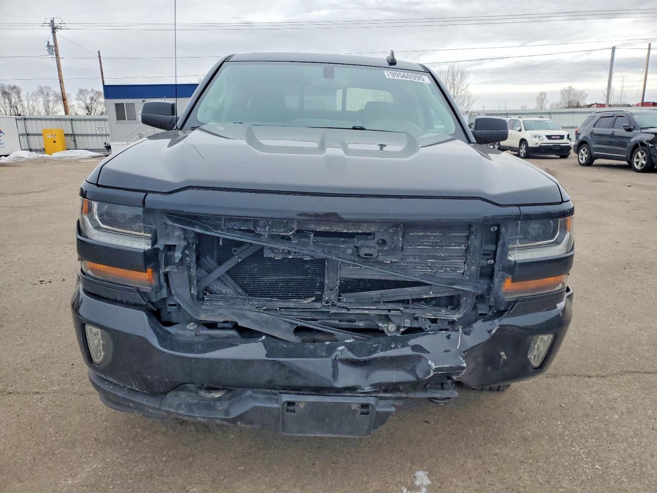 2017 CHEVROLET SILVERADO K1500 LT photo 9