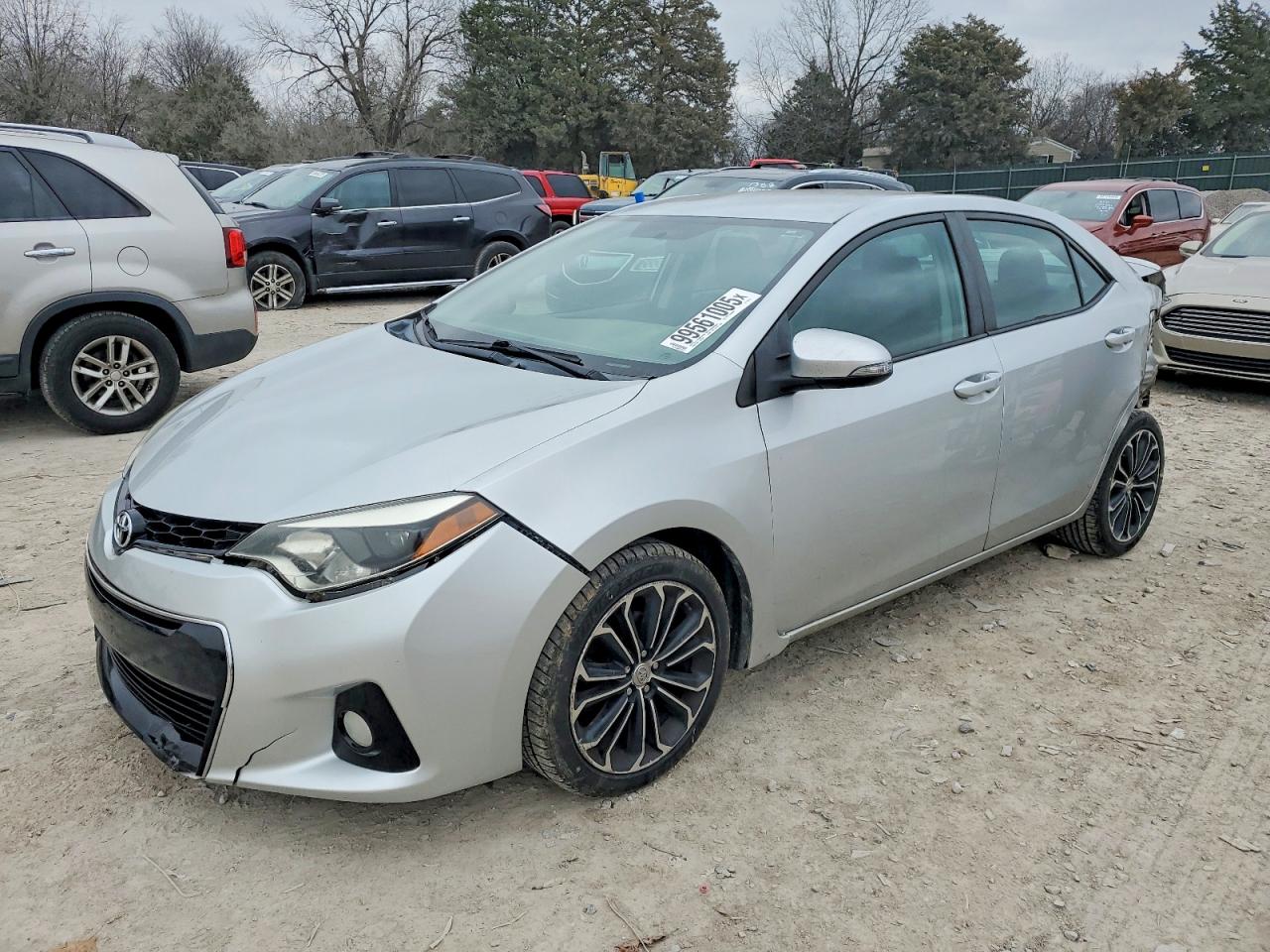 2016 TOYOTA COROLLA