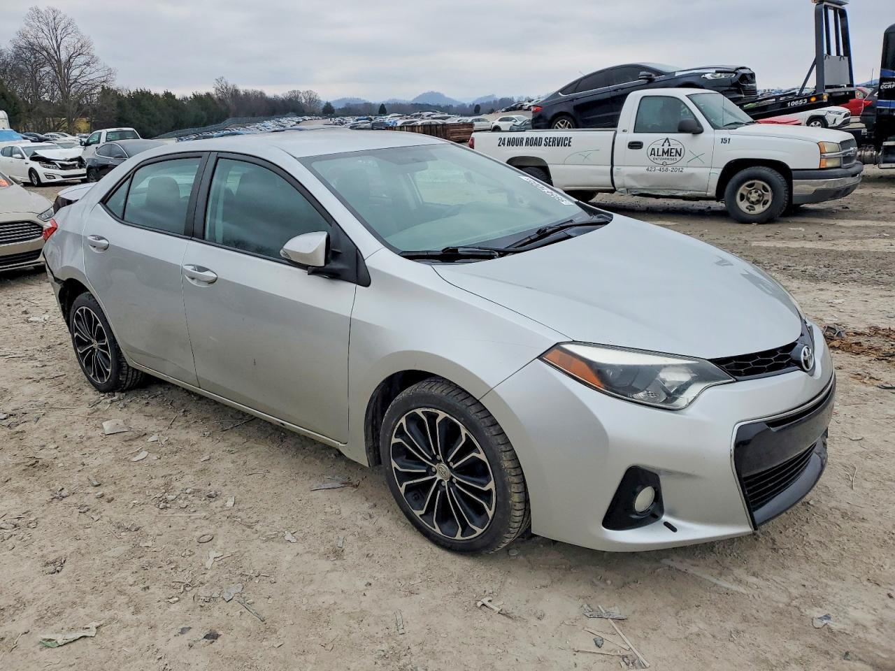 2016 TOYOTA COROLLA L photo 4