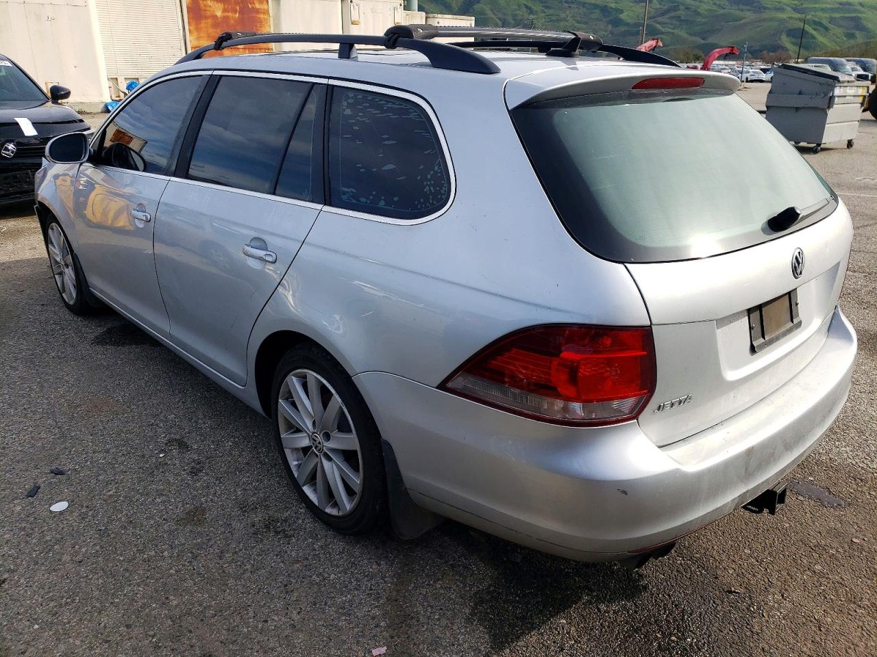 2014 VOLKSWAGEN JETTA TDI photo 2
