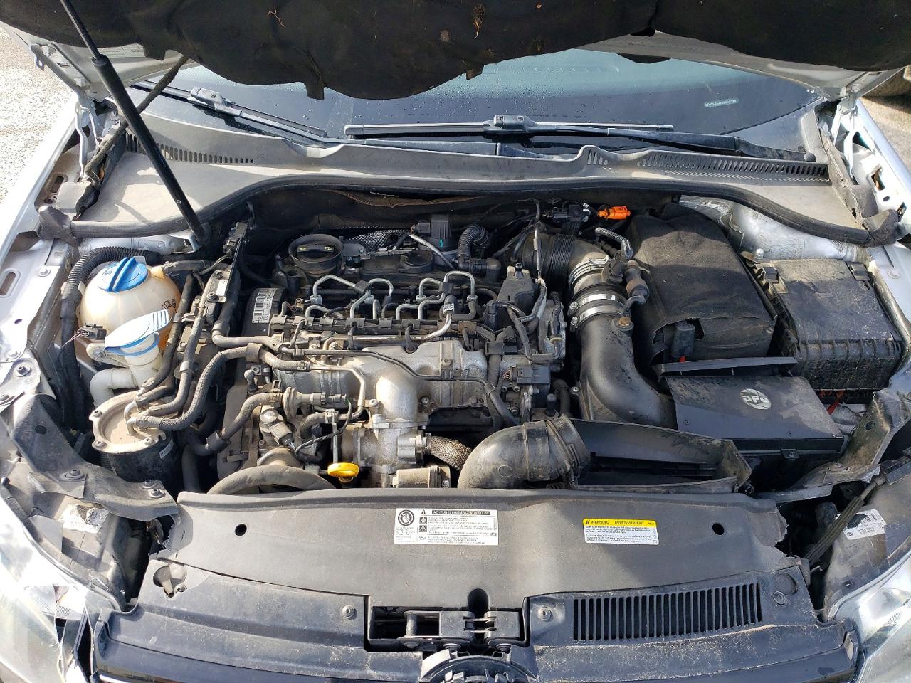 2014 VOLKSWAGEN JETTA TDI photo 11