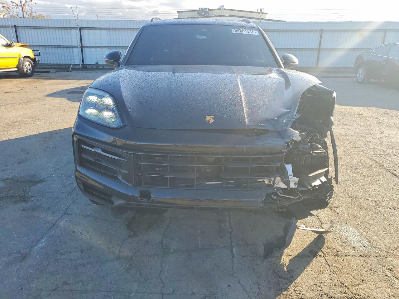 2024 PORSCHE CAYENNE photo 5