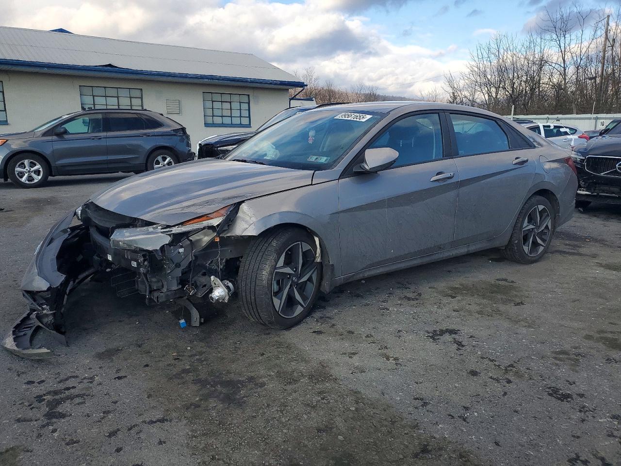 2023 HYUNDAI ELANTRA