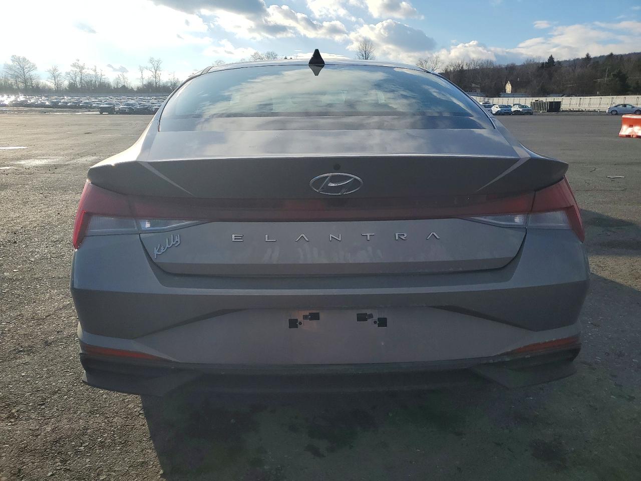 2023 HYUNDAI ELANTRA SEL photo 6