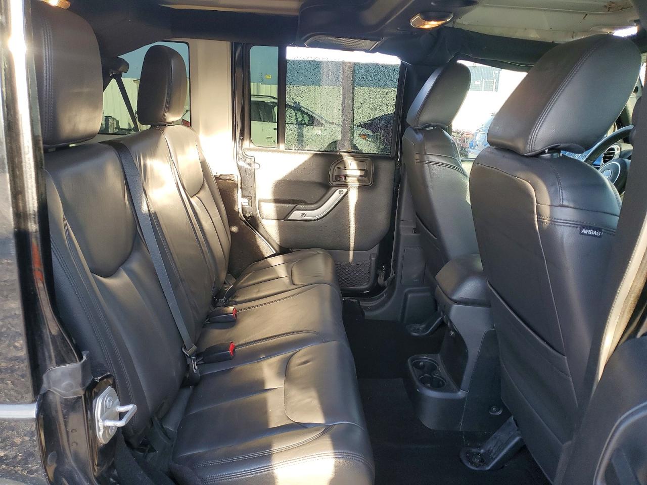 2016 JEEP WRANGLER UNLIMITED SAHARA photo 21