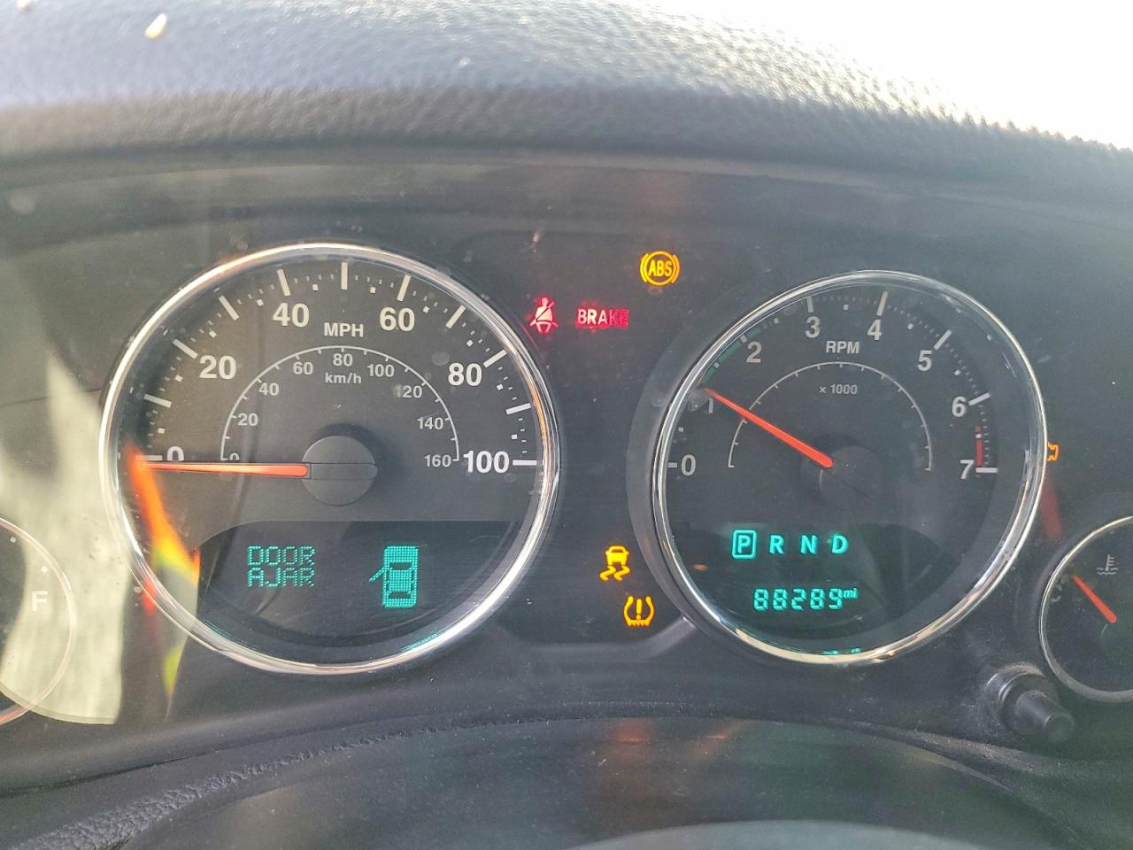 2016 JEEP WRANGLER UNLIMITED SAHARA photo 17
