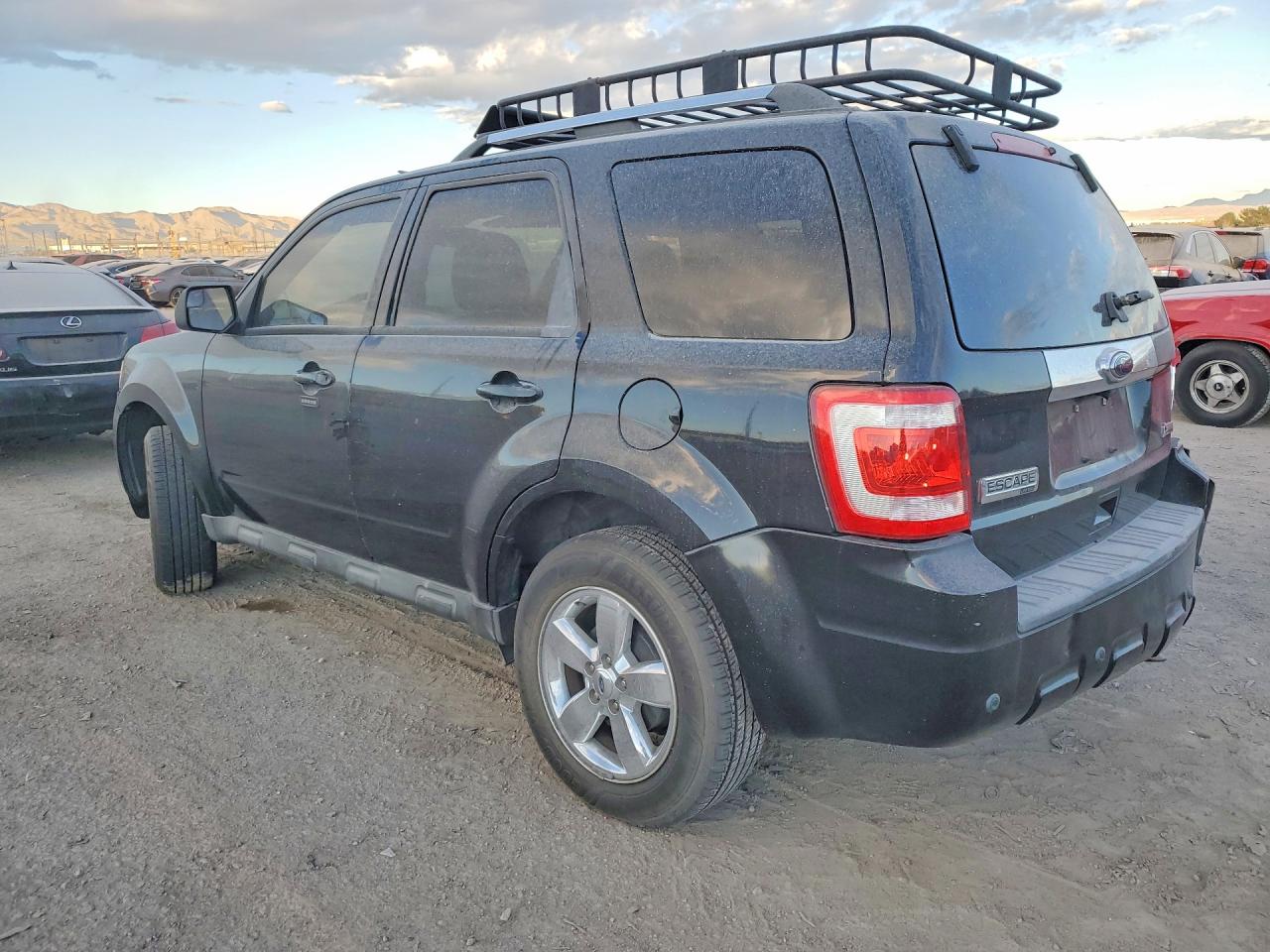 2010 FORD ESCAPE LIMITED photo 2