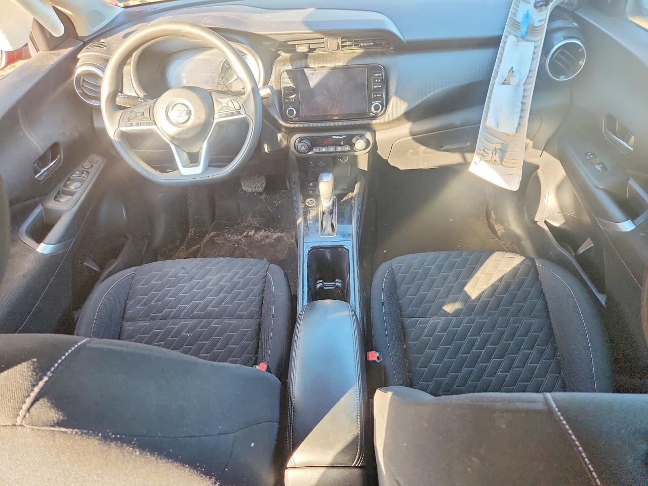 2021 NISSAN KICKS SV photo 8