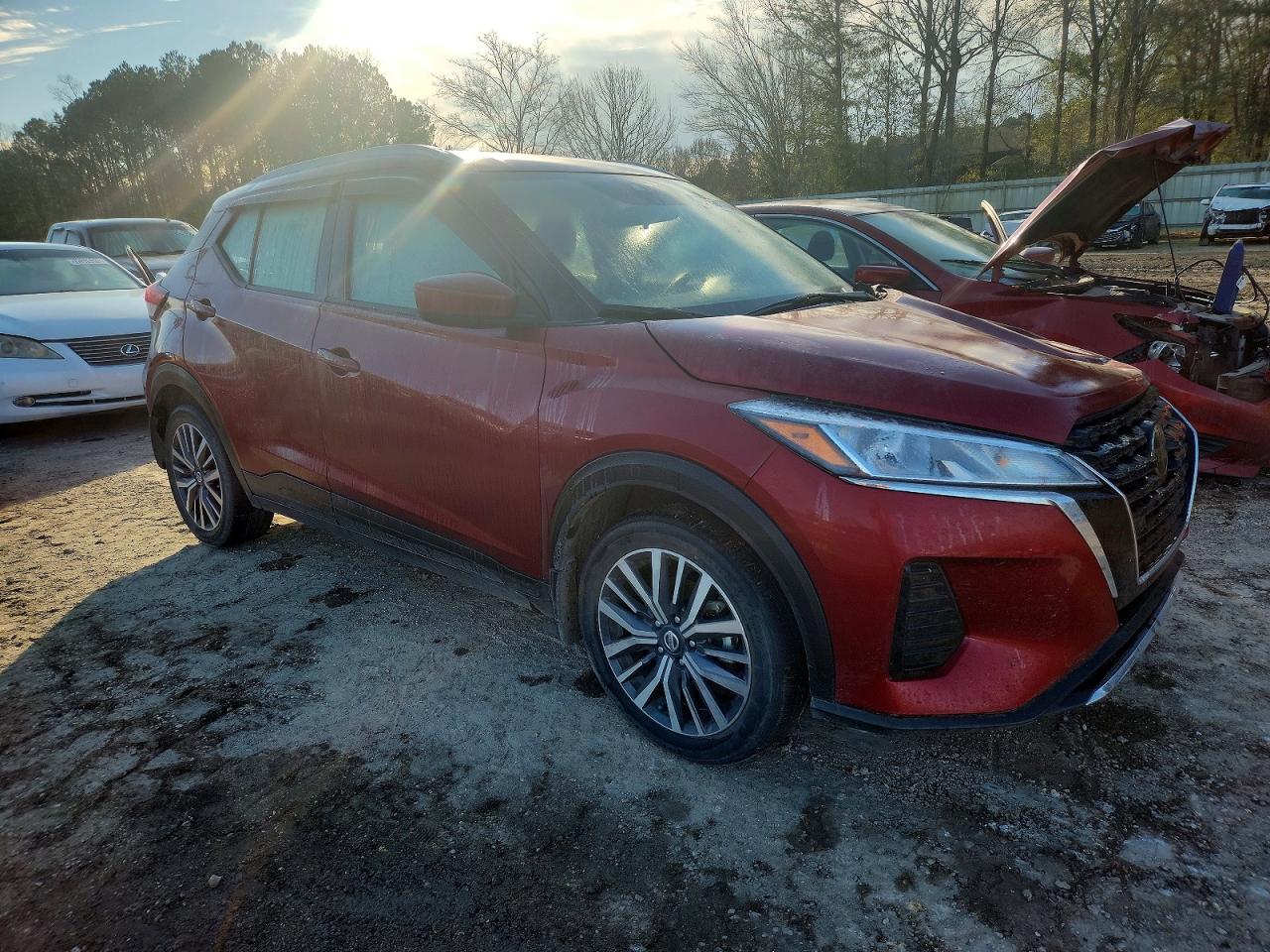 2021 NISSAN KICKS SV photo 4