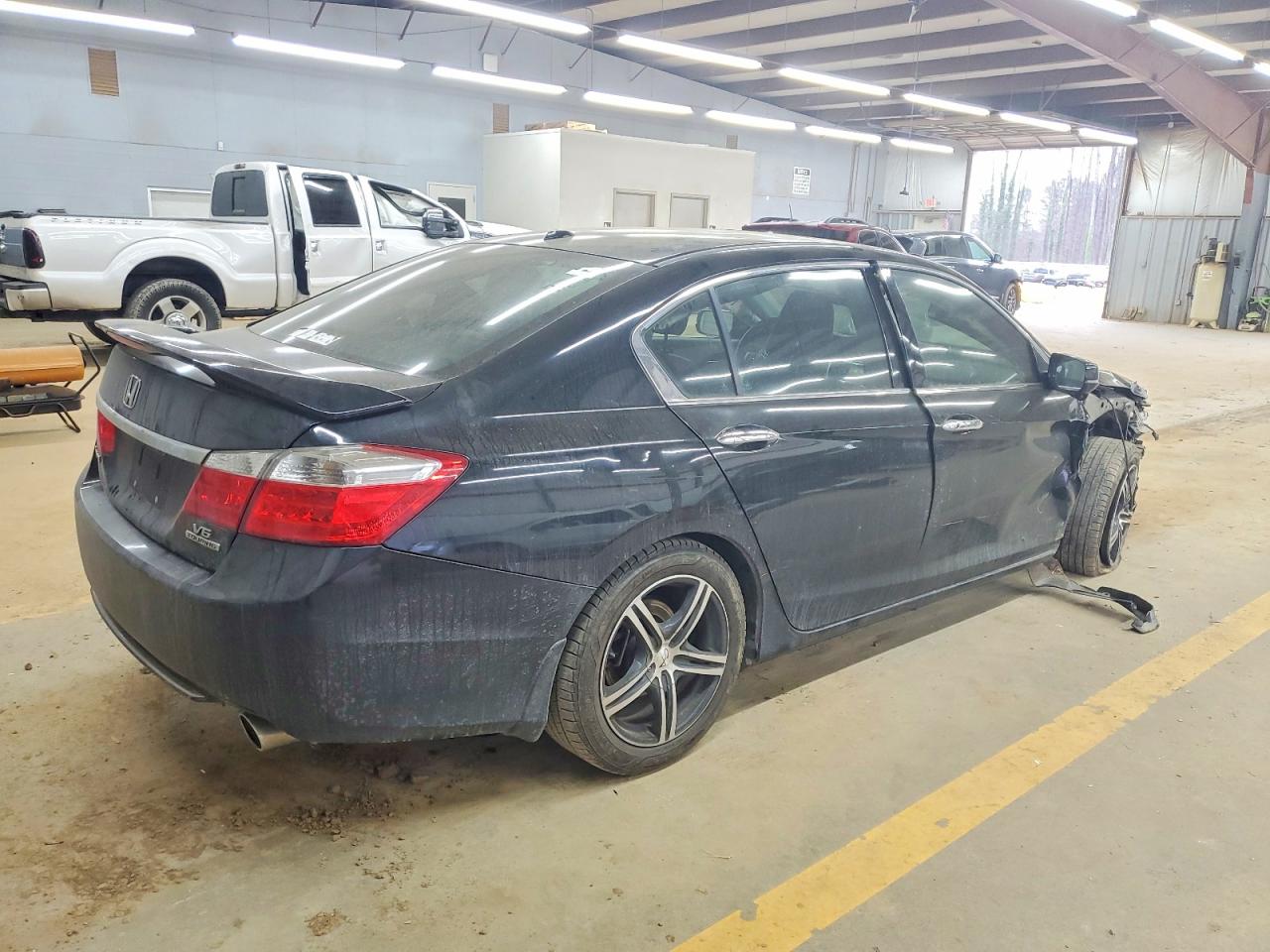 2015 HONDA ACCORD TOURING photo 3