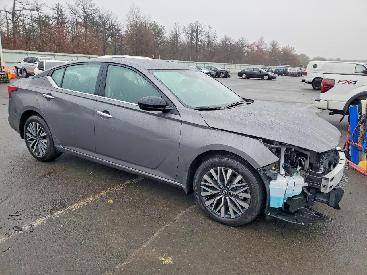 2025 NISSAN ALTIMA SV photo 4