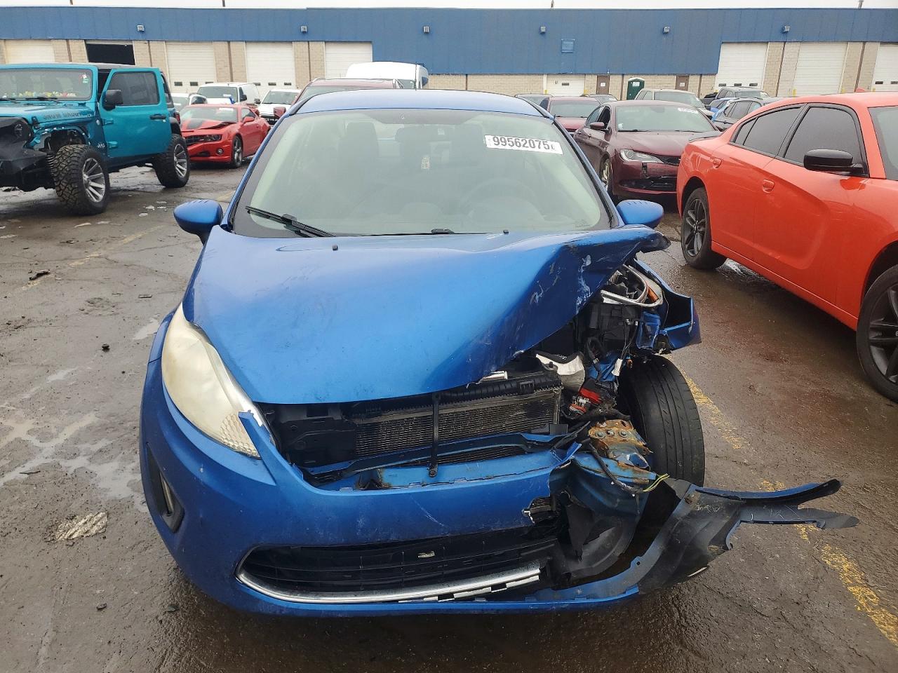 2011 FORD FIESTA SE photo 5