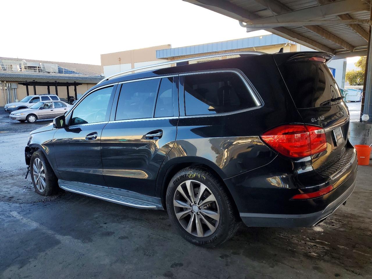 2013 MERCEDES-BENZ GL 450 4MATIC photo 2