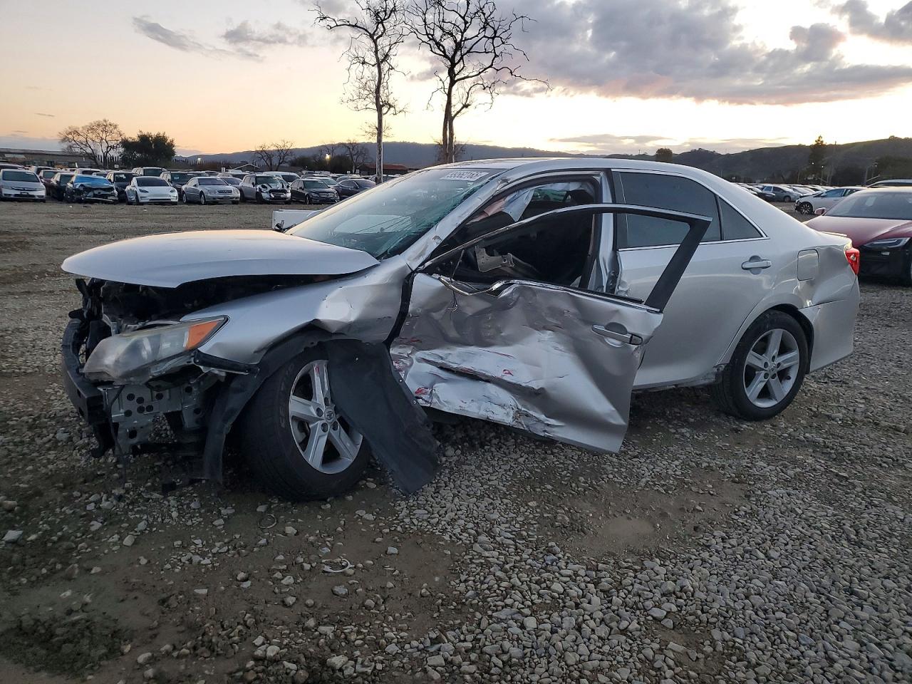 2012 TOYOTA CAMRY