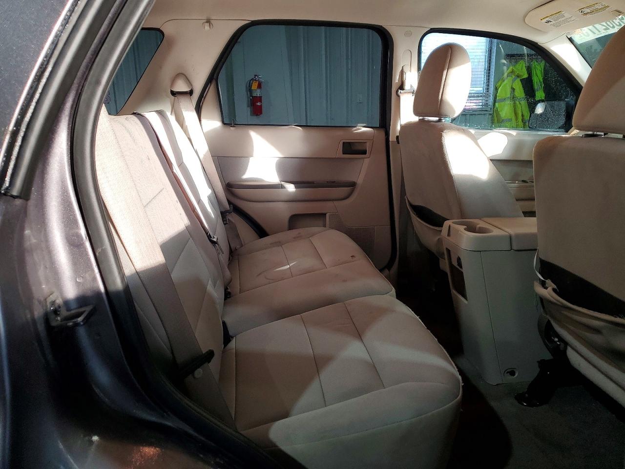 2012 FORD ESCAPE XLT photo 10