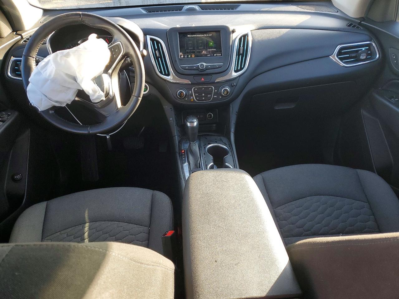 2019 CHEVROLET EQUINOX LT photo 8