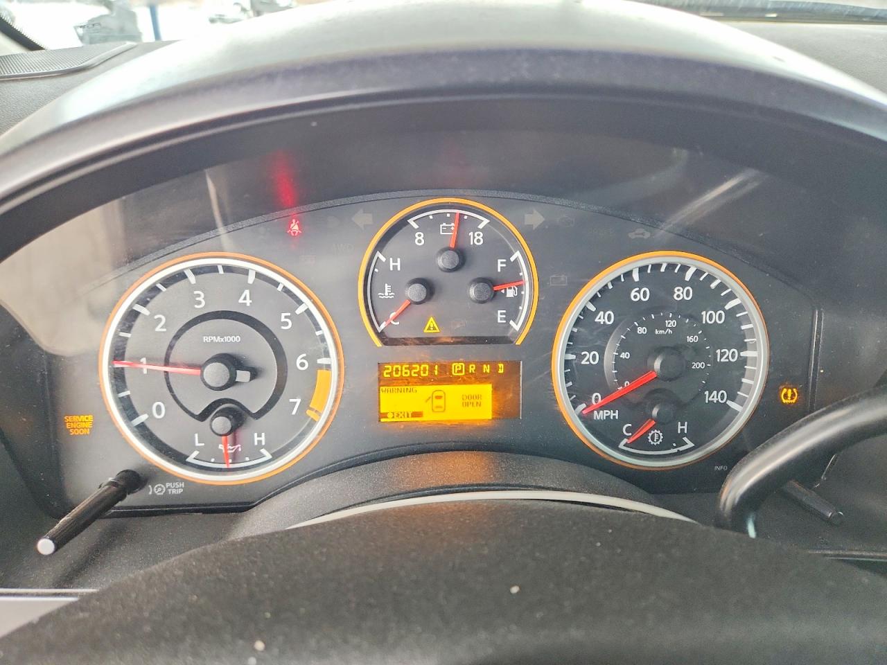 2009 NISSAN TITAN XE photo 9