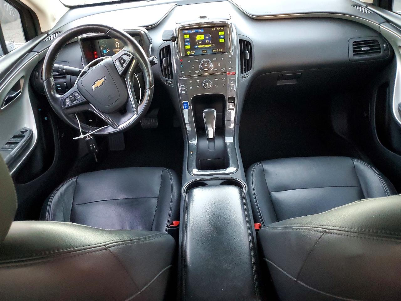 2013 CHEVROLET VOLT photo 8