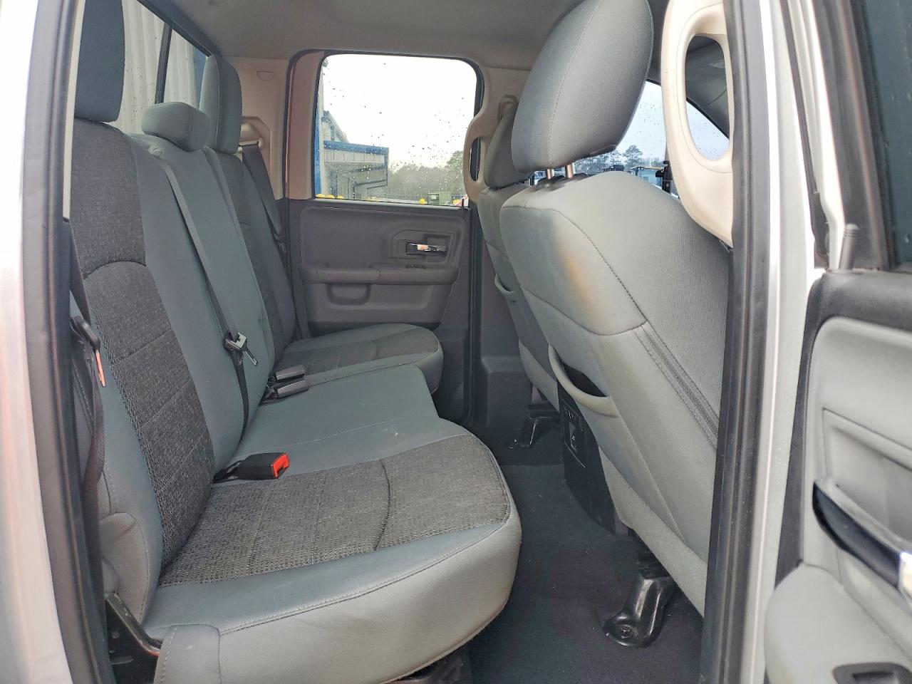 2016 RAM 1500 SLT photo 10