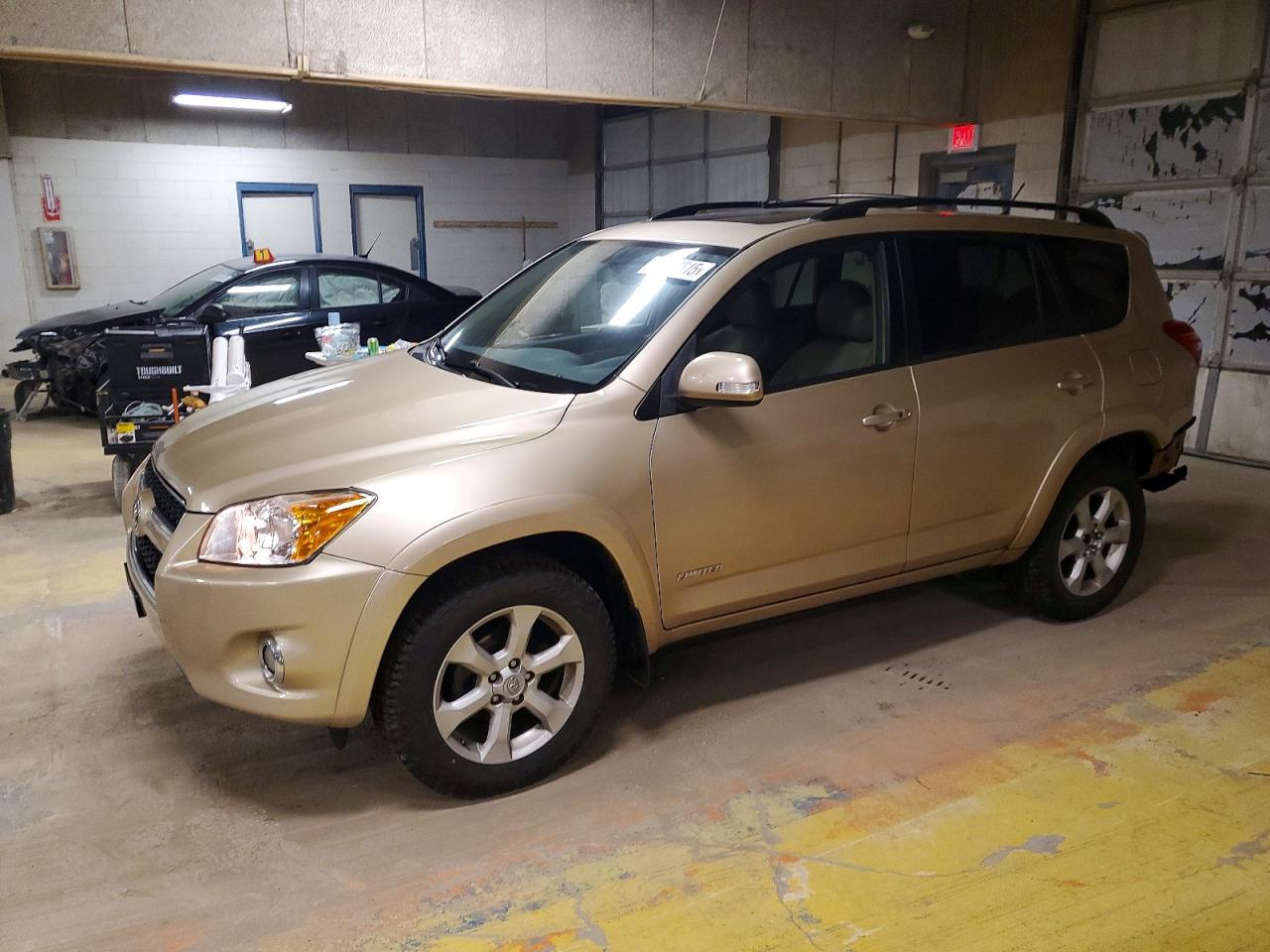 2010 TOYOTA RAV4