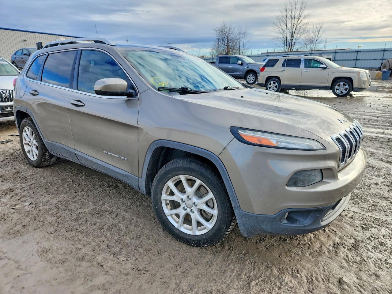 2016 JEEP CHEROKEE LATITUDE photo 4