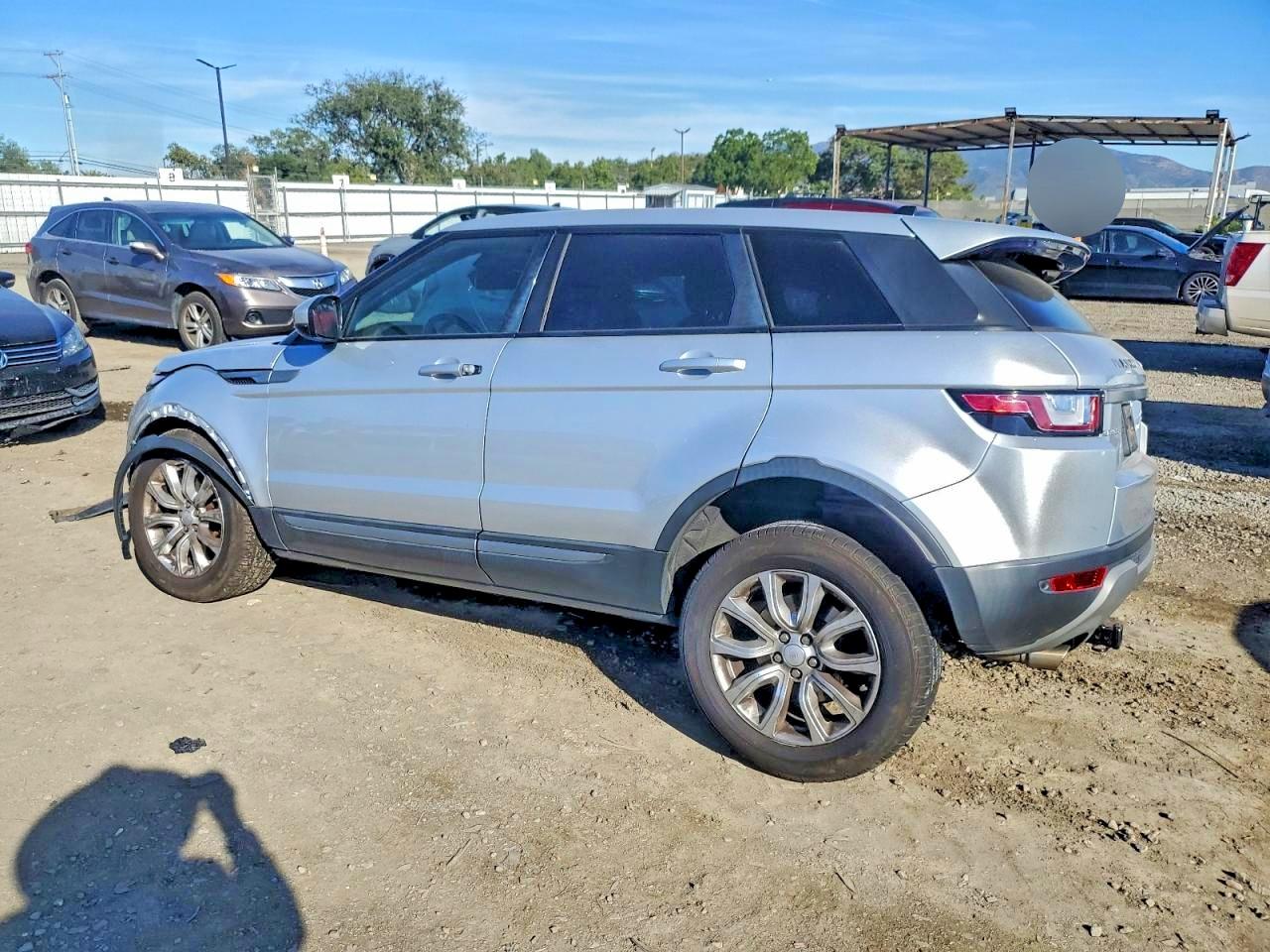 2016 LAND ROVER RANGE ROVER EVOQUE SE photo 2