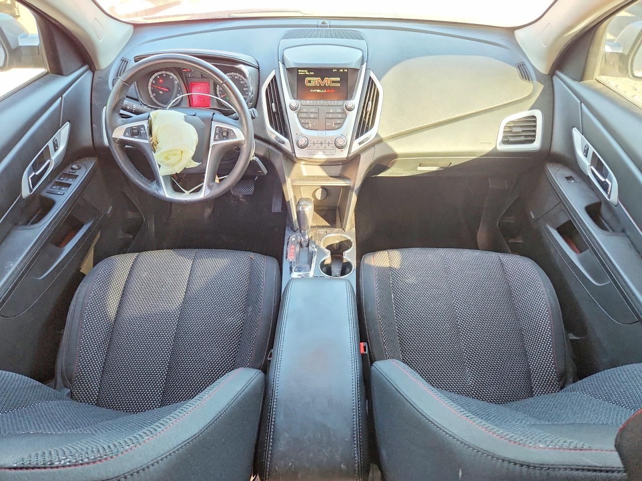 2017 GMC TERRAIN SLE photo 8