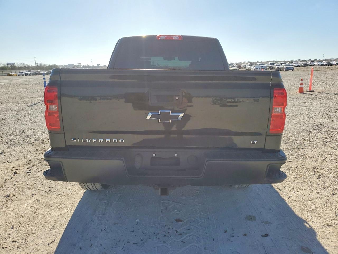 2017 CHEVROLET SILVERADO C1500 LT photo 6
