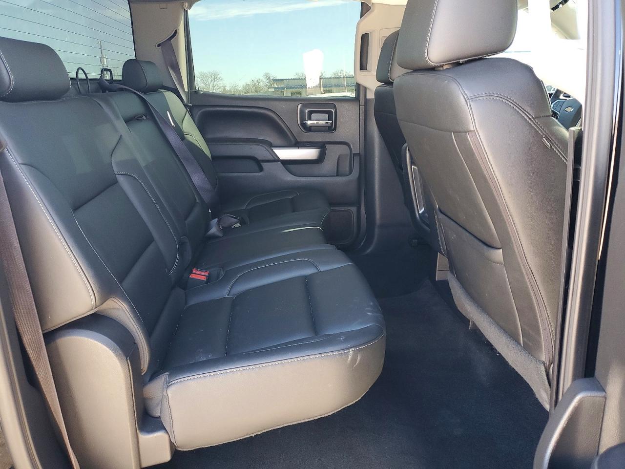2017 CHEVROLET SILVERADO C1500 LT photo 10