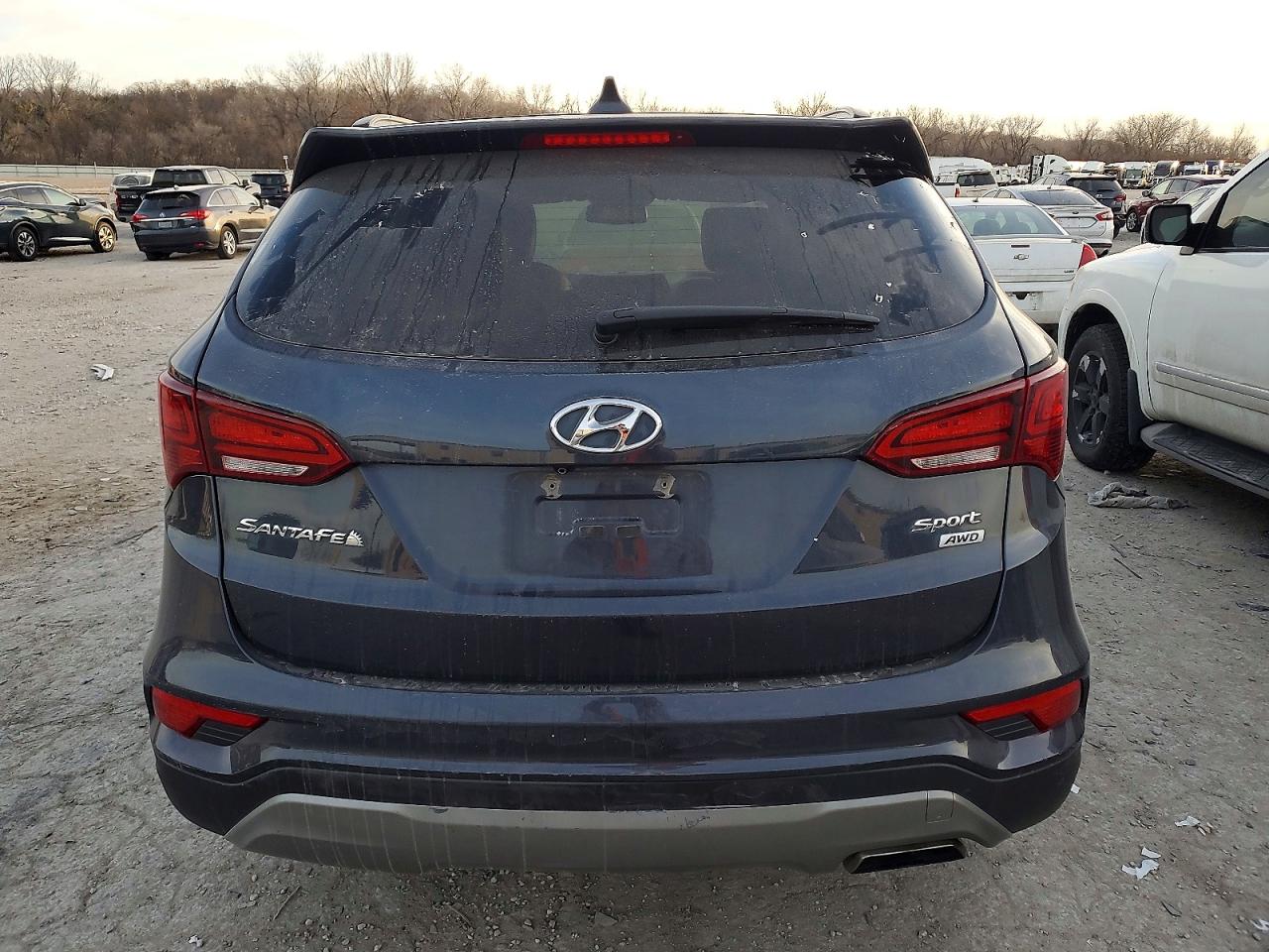 2017 HYUNDAI SANTA FE SPORT photo 6