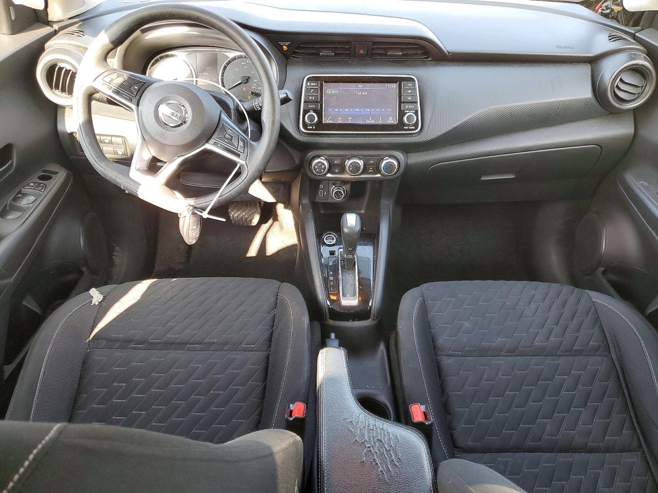 2021 NISSAN KICKS S photo 8