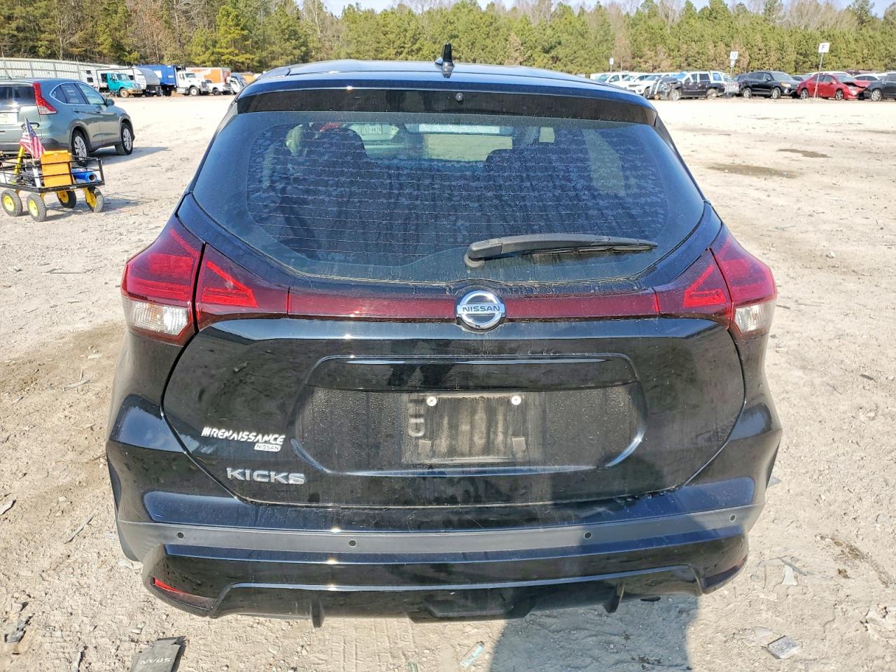 2021 NISSAN KICKS S photo 6