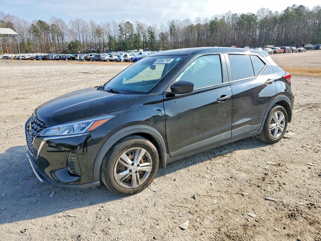 2021 NISSAN KICKS