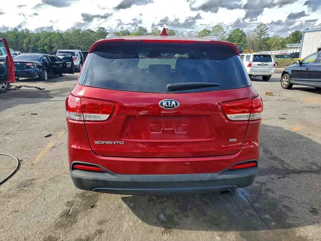 2016 KIA SORENTO LX photo 6