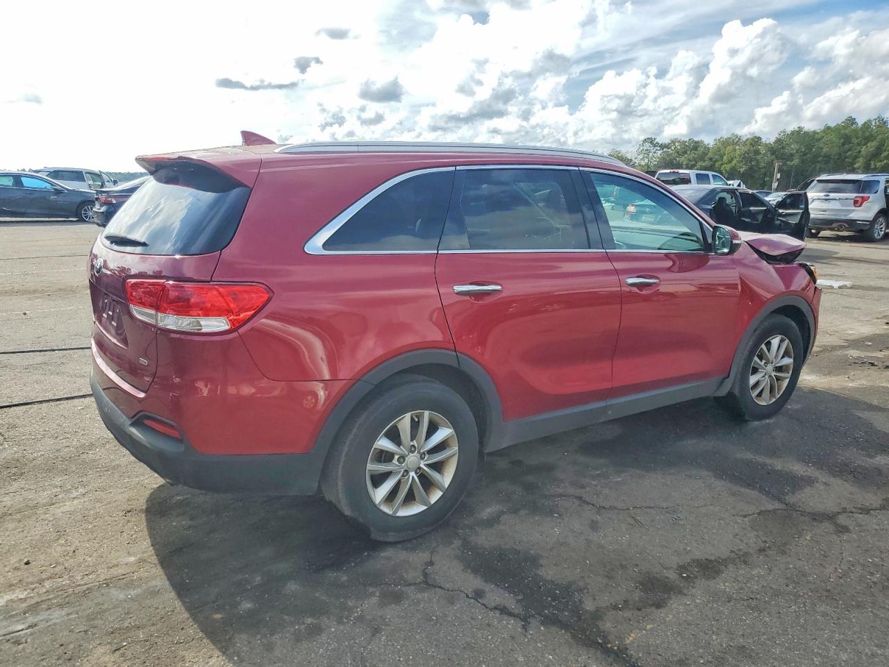 2016 KIA SORENTO LX photo 3