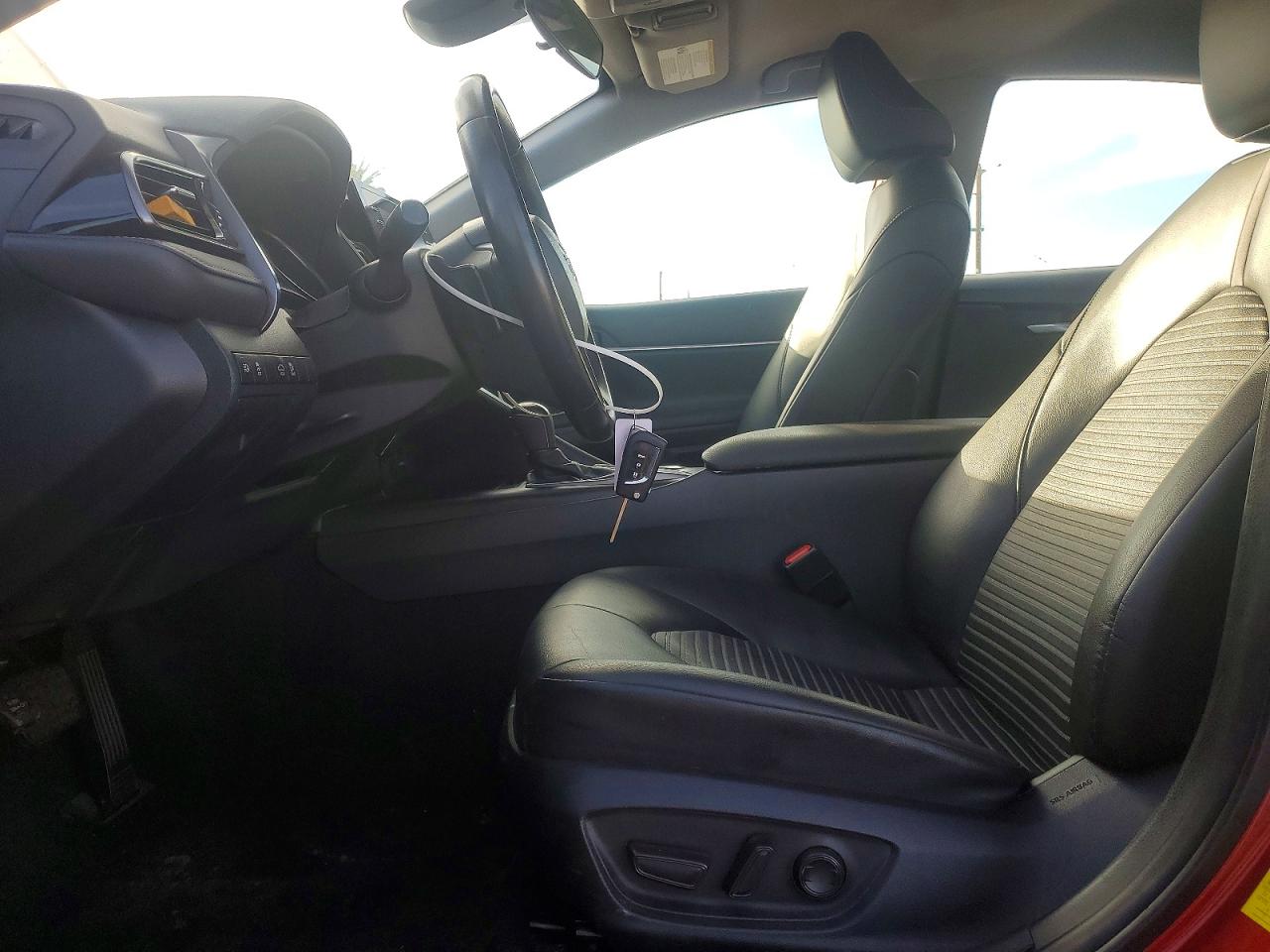 2023 TOYOTA CAMRY SE NIGHT SHADE photo 7