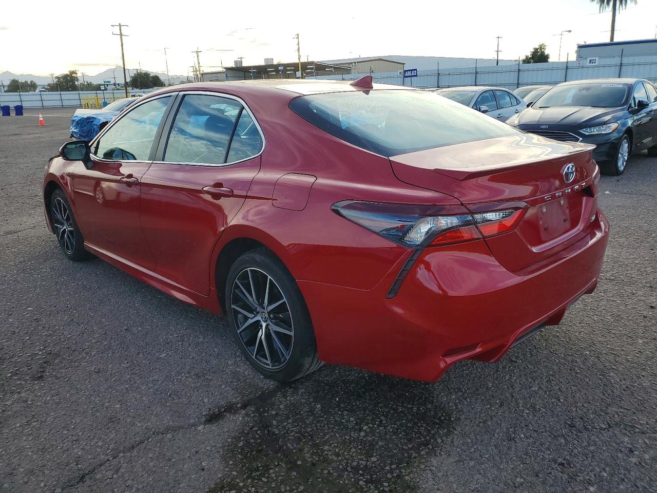2023 TOYOTA CAMRY SE NIGHT SHADE photo 2
